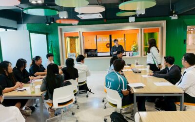 English Clubhouse on Tour School of Liberal Arts